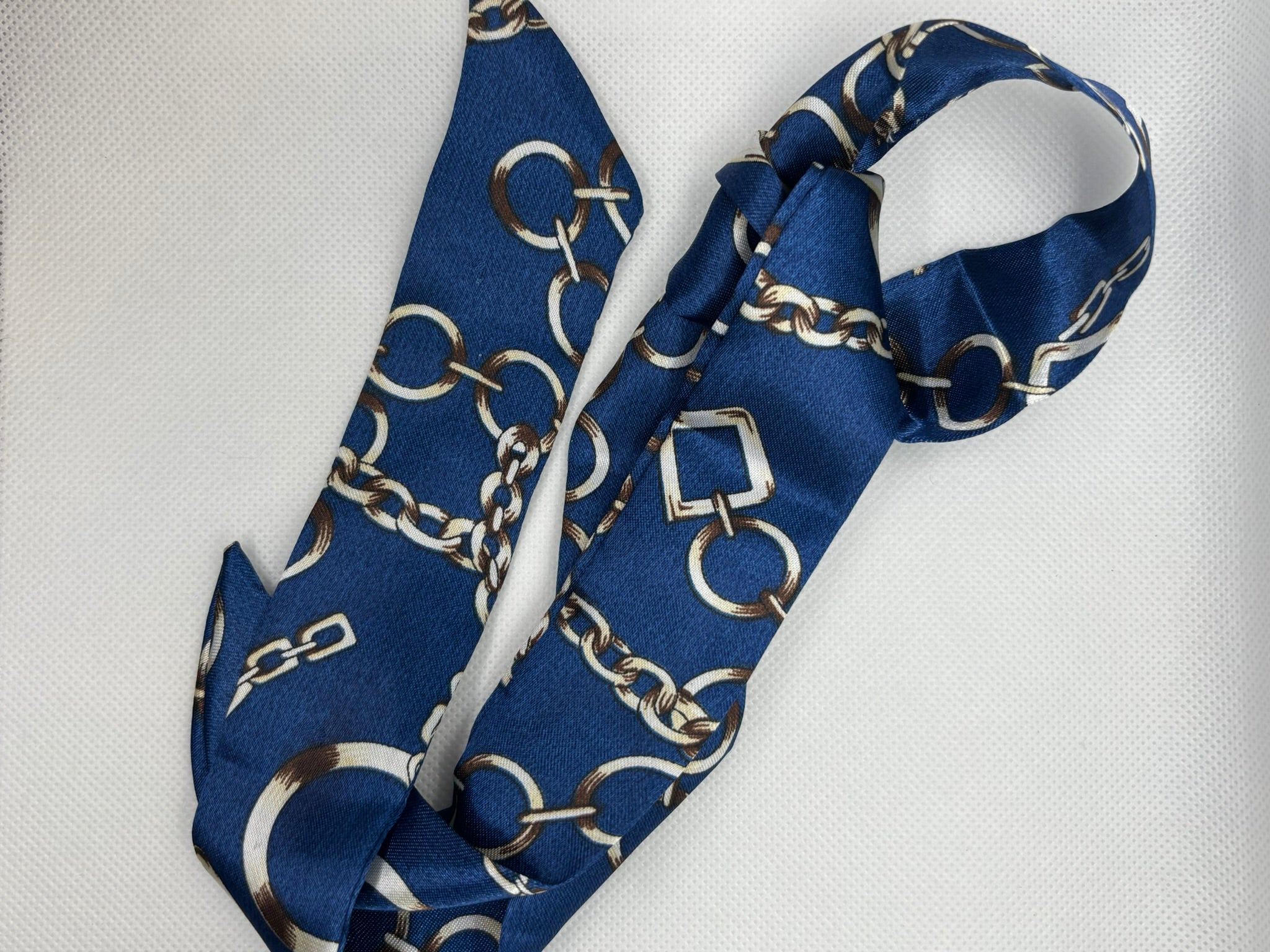 BLUE PURSE/BAG SCARF