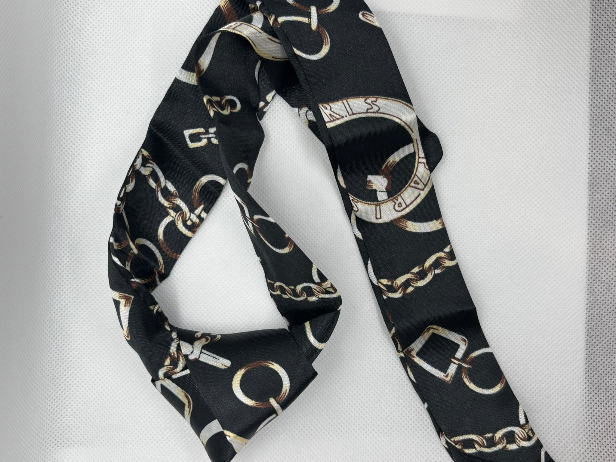 BLACK PURSE/BAG SCARF