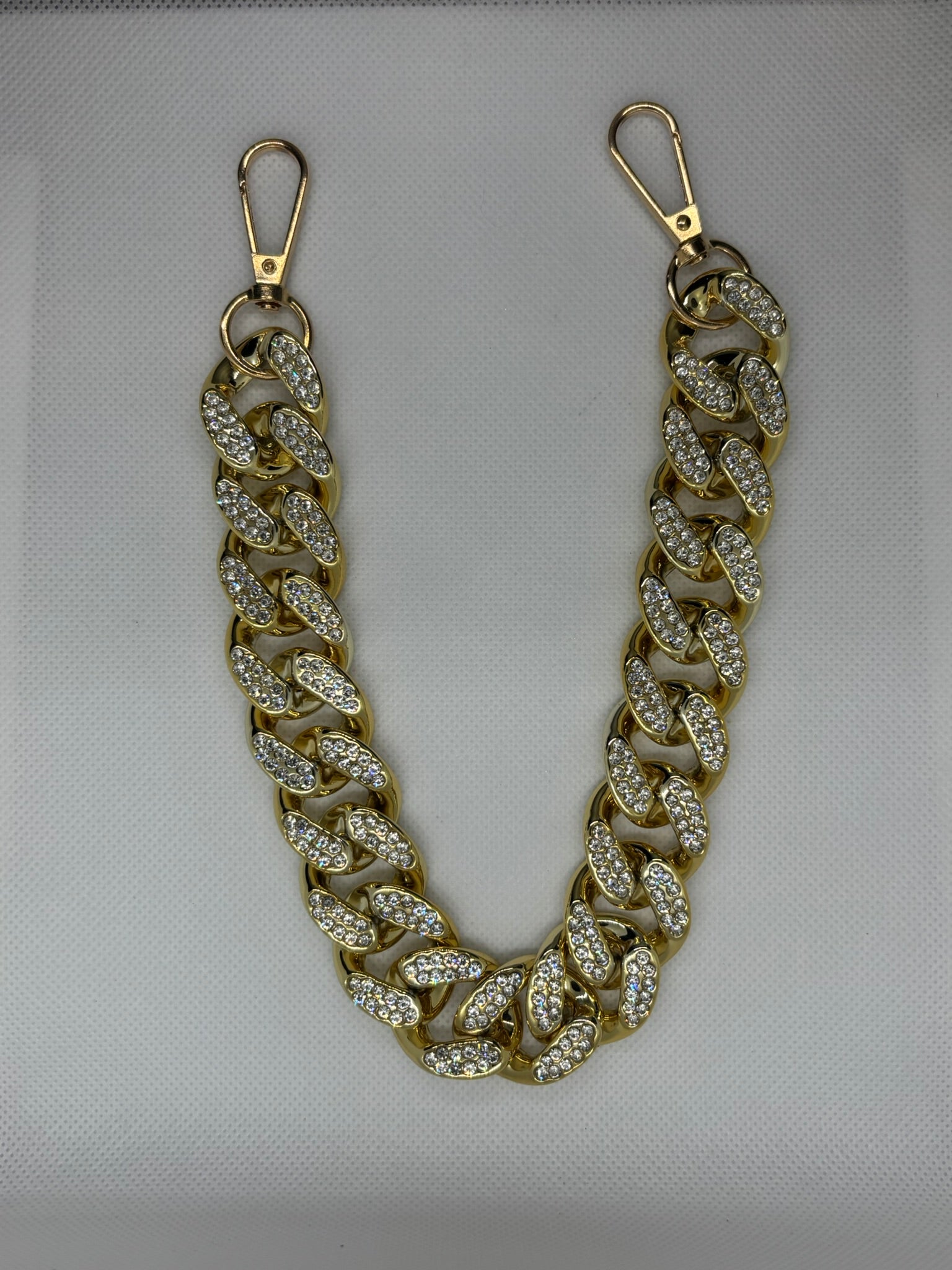 GOLD BLING PURSE/BAG CHAIN
