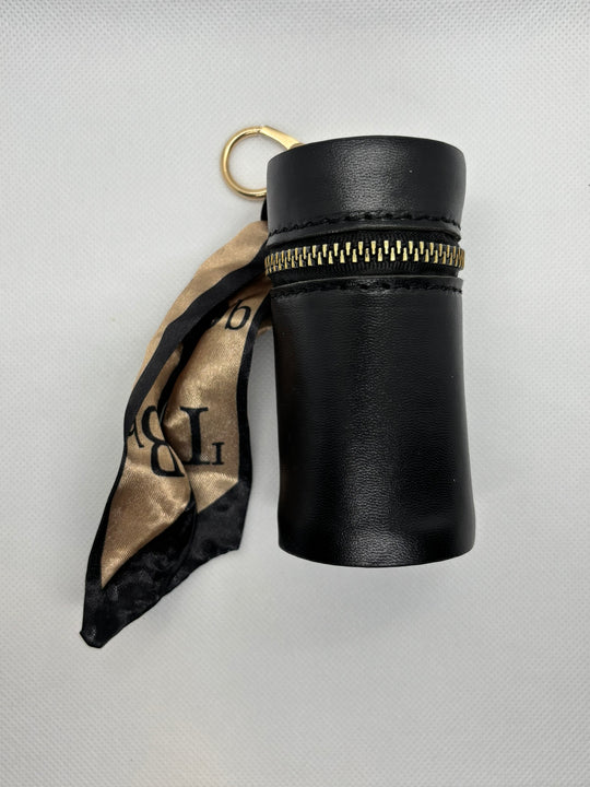 BLACK LIPSTICK BAG