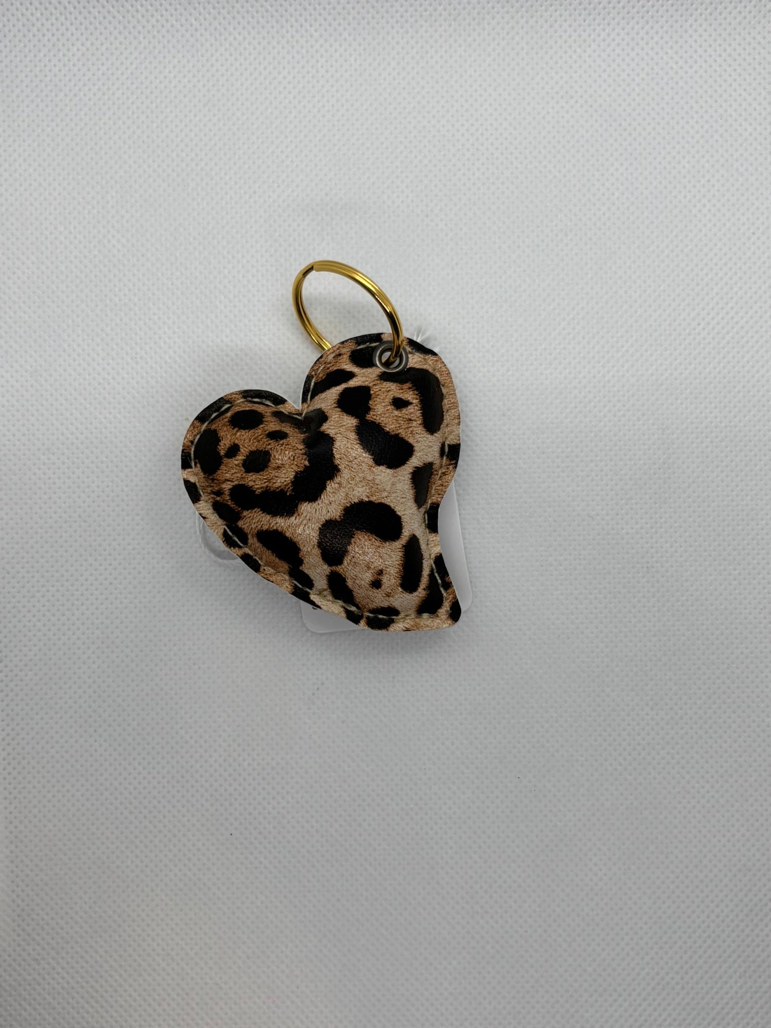 LEOPARD LEATHER HEART KEYCHAIN